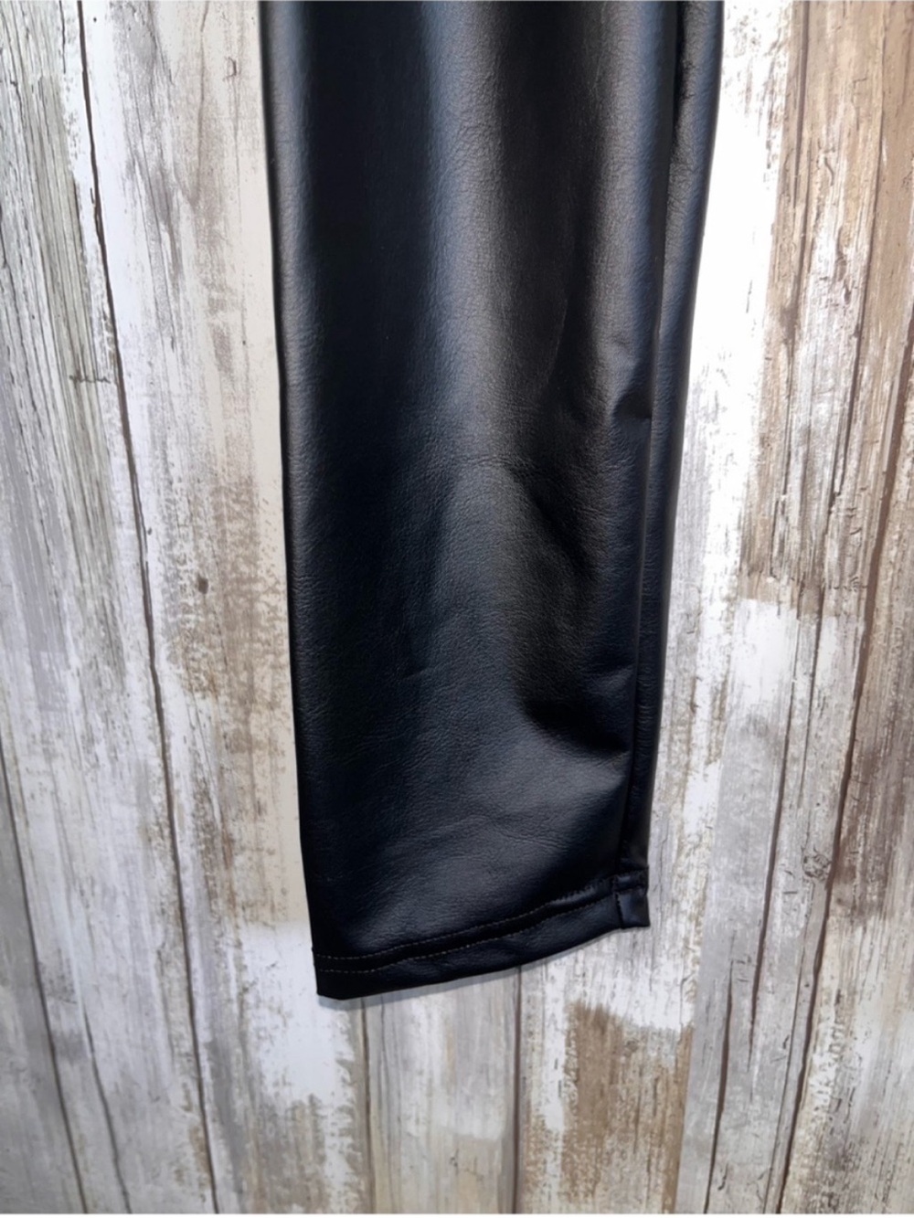 Aerie OFFLINE Real Luxe Faux Leather Leggings Black High Rise NWT - Picture 5 of 8